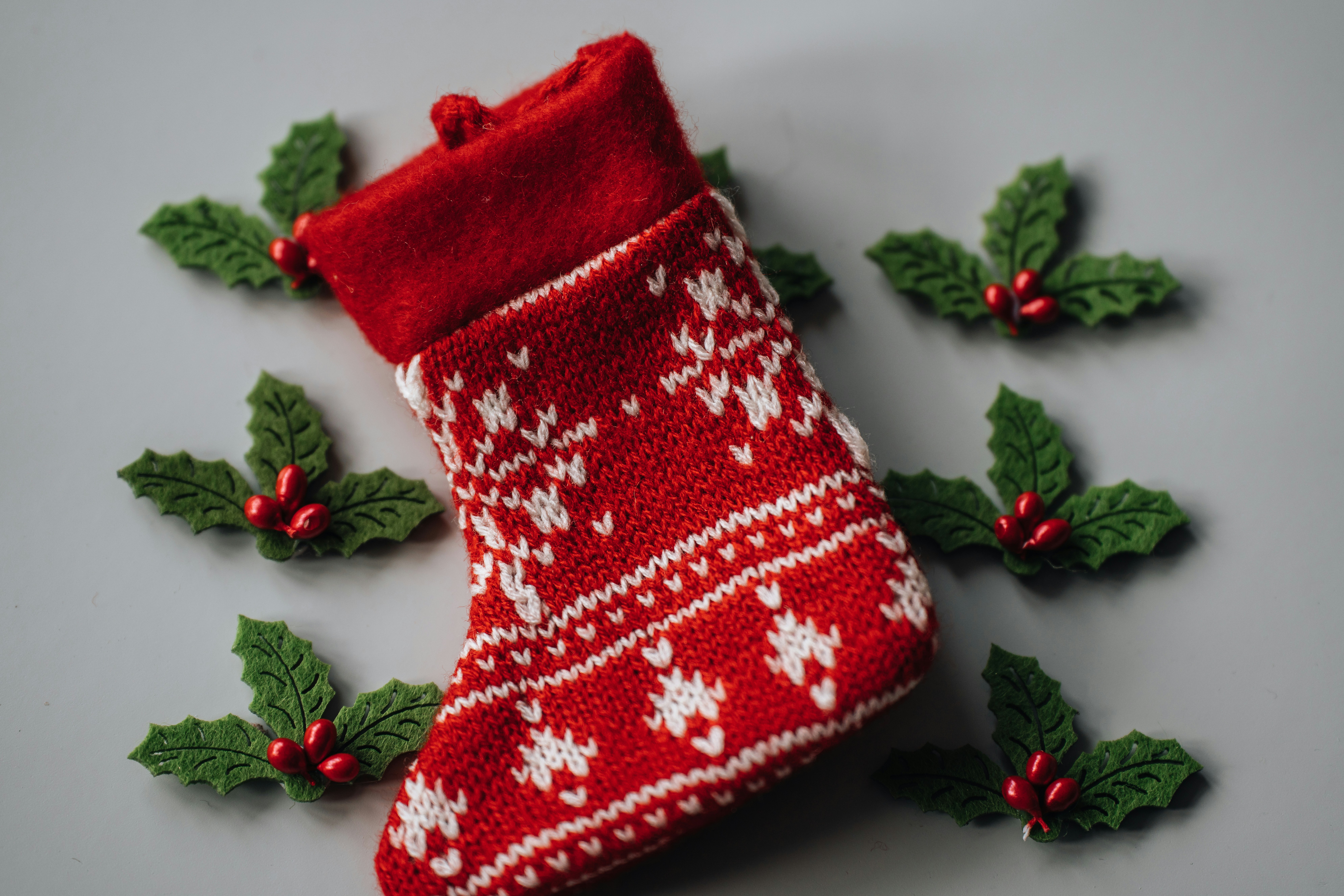 En julesok med blade omkring - Photo by Cphotos on Unsplash
